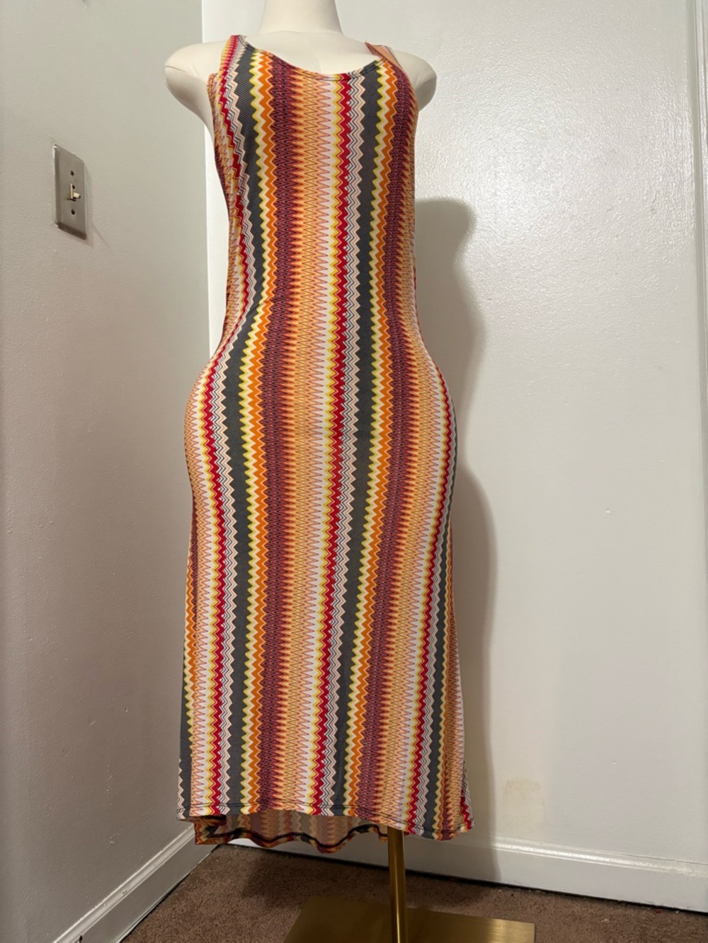 Sleeveless High-Low Zigzag Stripe Maxi Dress in Multi-Color NWOT